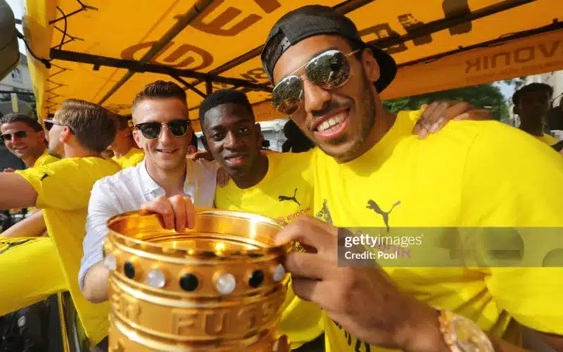 Aubameyang giành danh hiệu ở Dortmund.